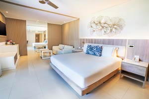 The Diamond Club™ Honeymoon Suite at Royalton Punta Cana